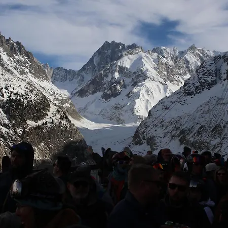 Апартаменты Alpine Escape Mont Blanc At Your Window