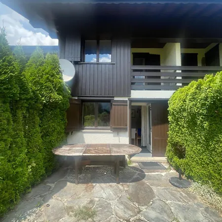 Alpine Escape Mont Blanc At Your Window Апартаменты *